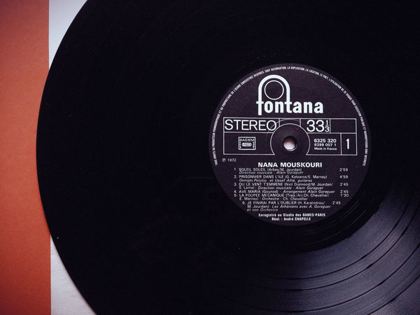NANA MOUSCOURI